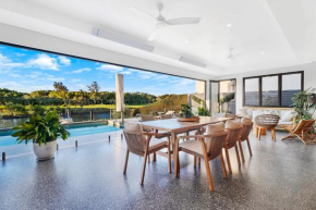 Sensational Resort Style Home - Perfect for Families and Golfers Alike